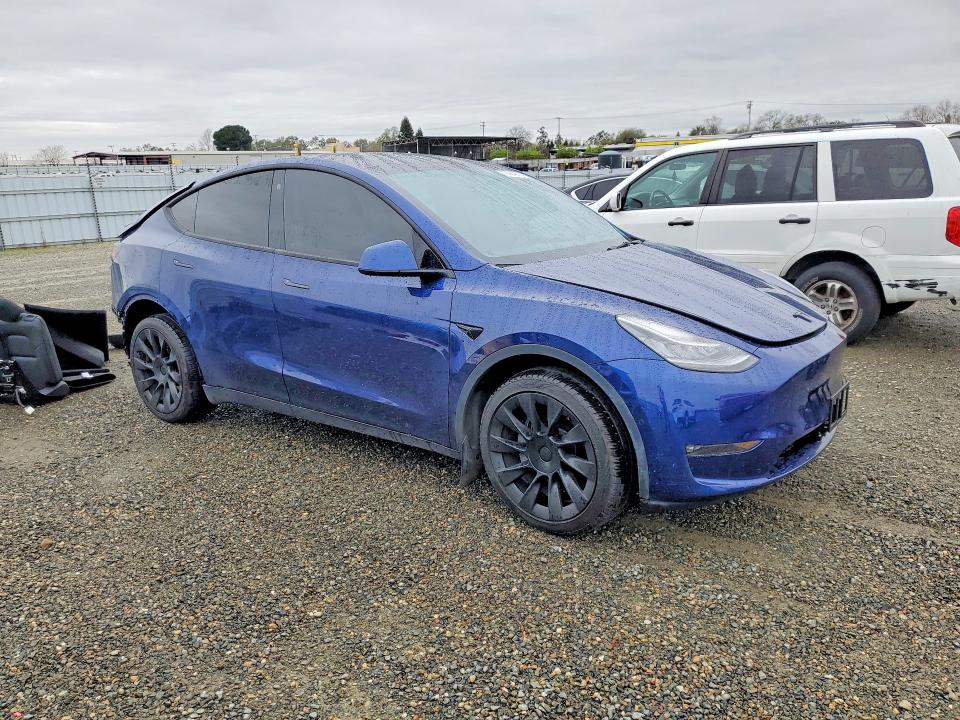 2023 Tesla Model Y მანქანა იყიდება აუქციონზე, vin: 7SAYGDEE0PF586353, აუქციონის ნომერი: 78964975