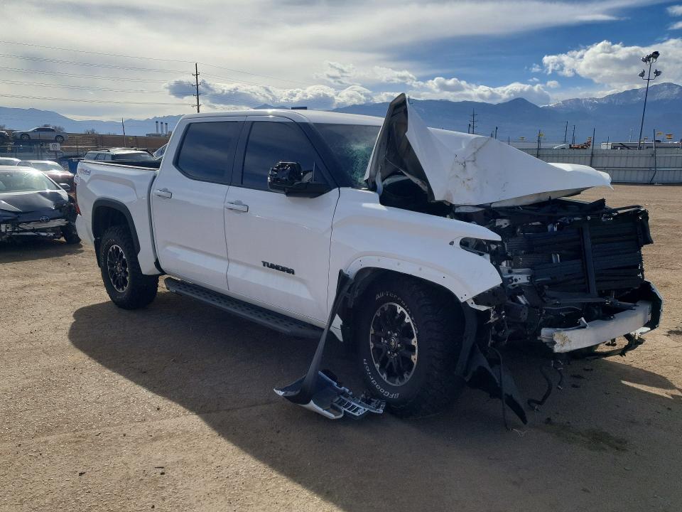 76635095 :رقم المزاد ، 5TFLA5DB8SX244217 vin ، 2025 Toyota Tundra مزاد بيع