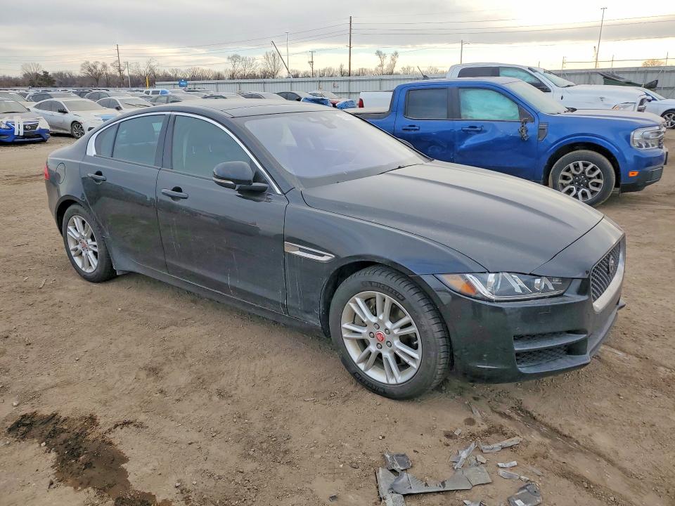 Auction sale of the 2018 Jaguar Xe, vin: SAJAJ4FX4JCP27771, lot number: 77033625