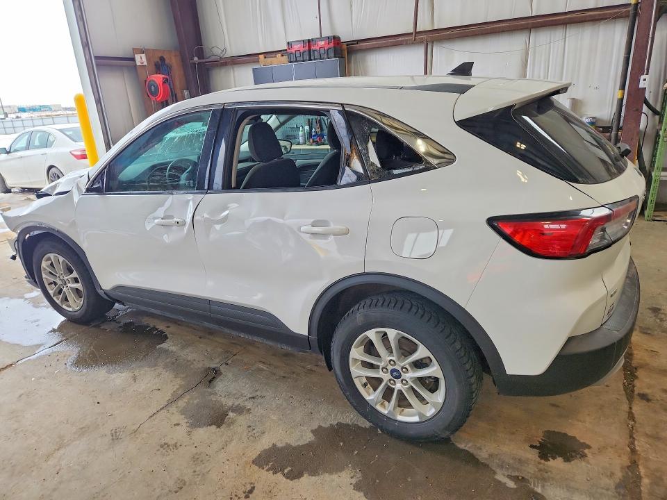 Продажа на аукционе авто 2021 Ford Escape, vin: 1FMCU9G67MUA71383, номер лота: 77271515