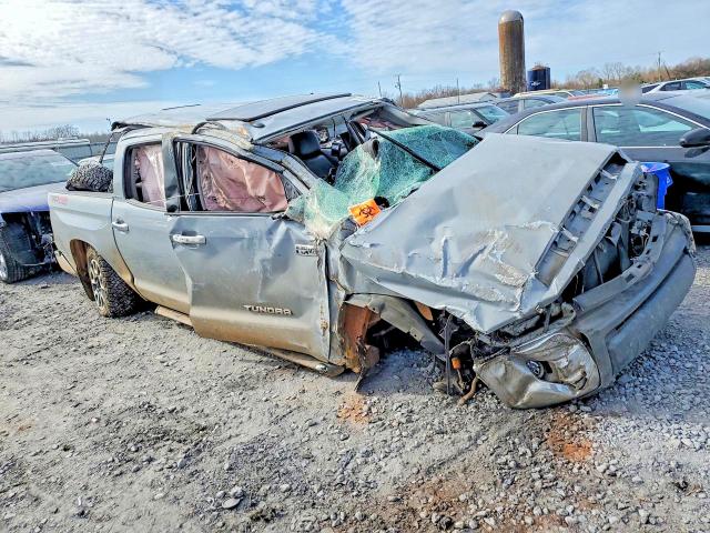 75572845 :رقم المزاد ، 5TFHY5F10KX820422 vin ، 2019 Toyota Tundra مزاد بيع