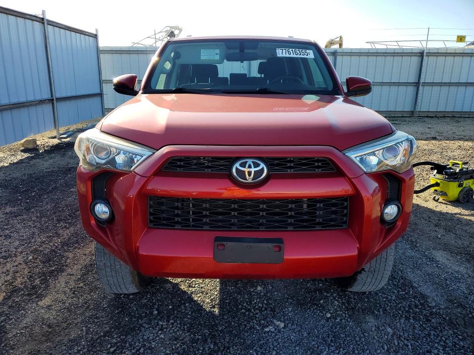 77616355 :رقم المزاد ، JTEBU5JR2F5256381 vin ، 2015 Toyota 4runner مزاد بيع