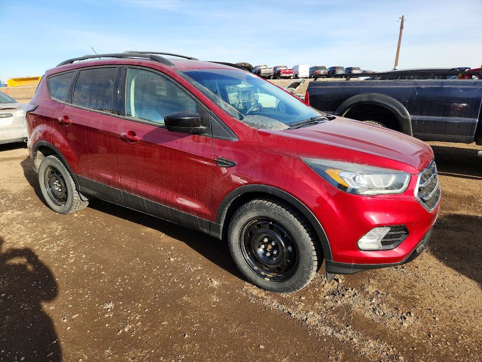 2017 Ford Escape მანქანა იყიდება აუქციონზე, vin: 1FMCU9G93HUC04947, აუქციონის ნომერი: 77211095