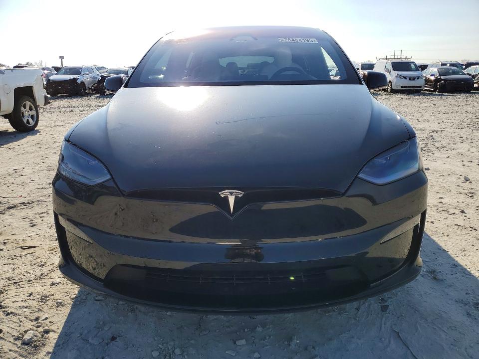 76454195 :رقم المزاد ، 7SAXCBE66RF440725 vin ، 2024 Tesla Model X مزاد بيع