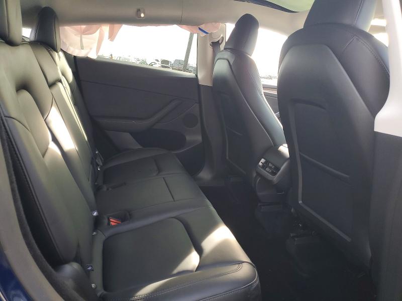 2025 Tesla Model Y მანქანა იყიდება აუქციონზე, vin: 7SAYGDED1SF232440, აუქციონის ნომერი: 78860775