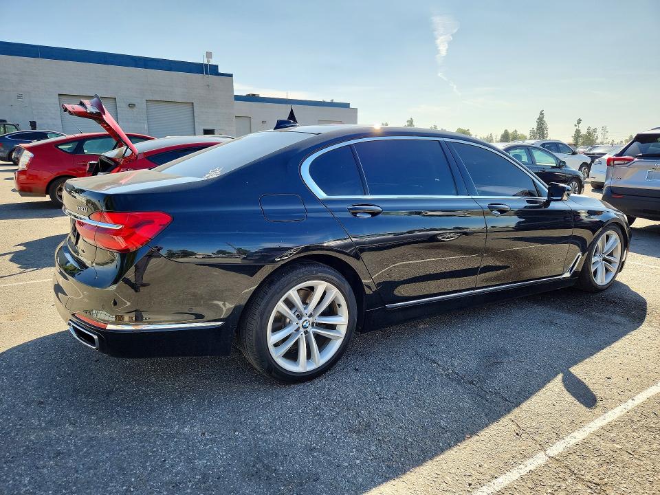 78524145 :رقم المزاد ، WBA7F0C51GGL99679 vin ، 2016 Bmw 750 مزاد بيع