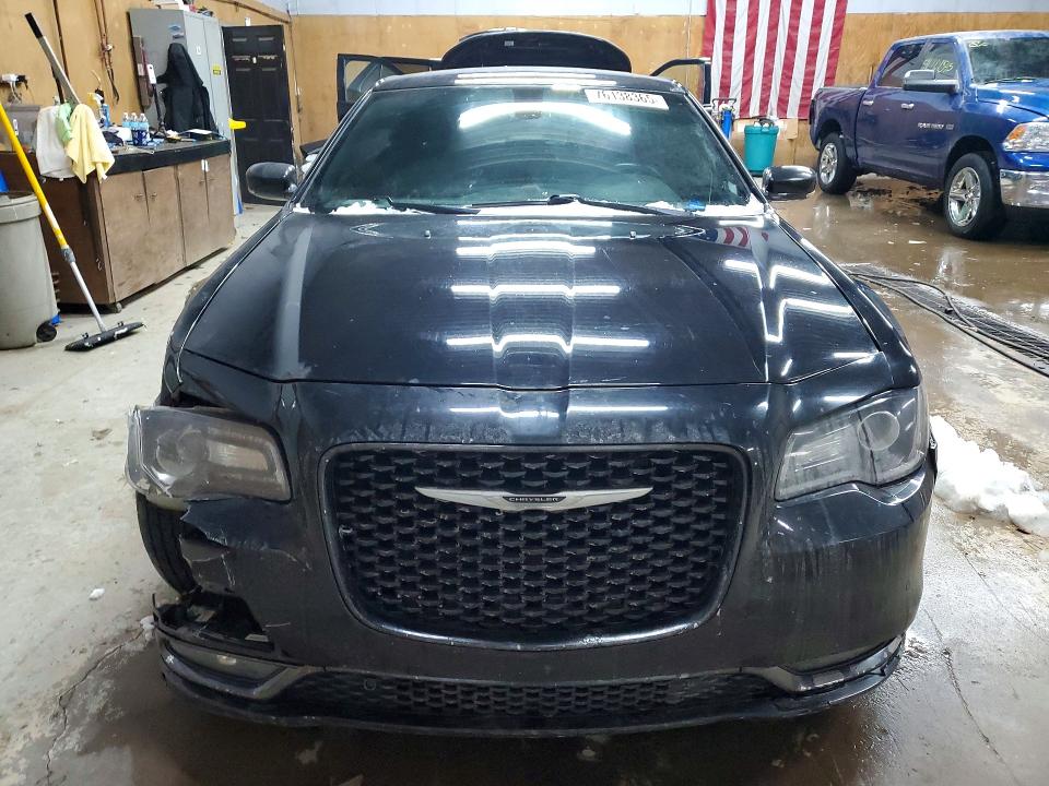 2015 Chrysler 300 მანქანა იყიდება აუქციონზე, vin: 2C3CCAGG0FH793161, აუქციონის ნომერი: 76138365