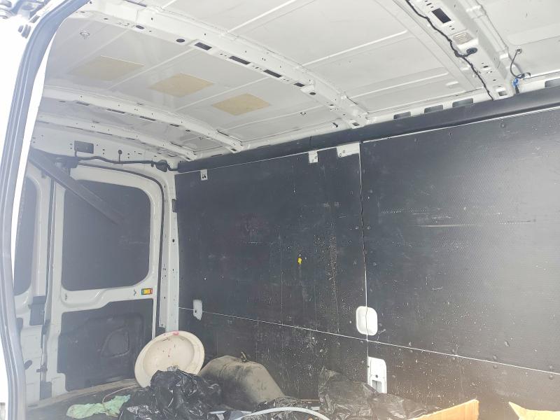 73921045 :رقم المزاد ، 1FTBR1C82LKB63280 vin ، 2020 Ford Transit مزاد بيع