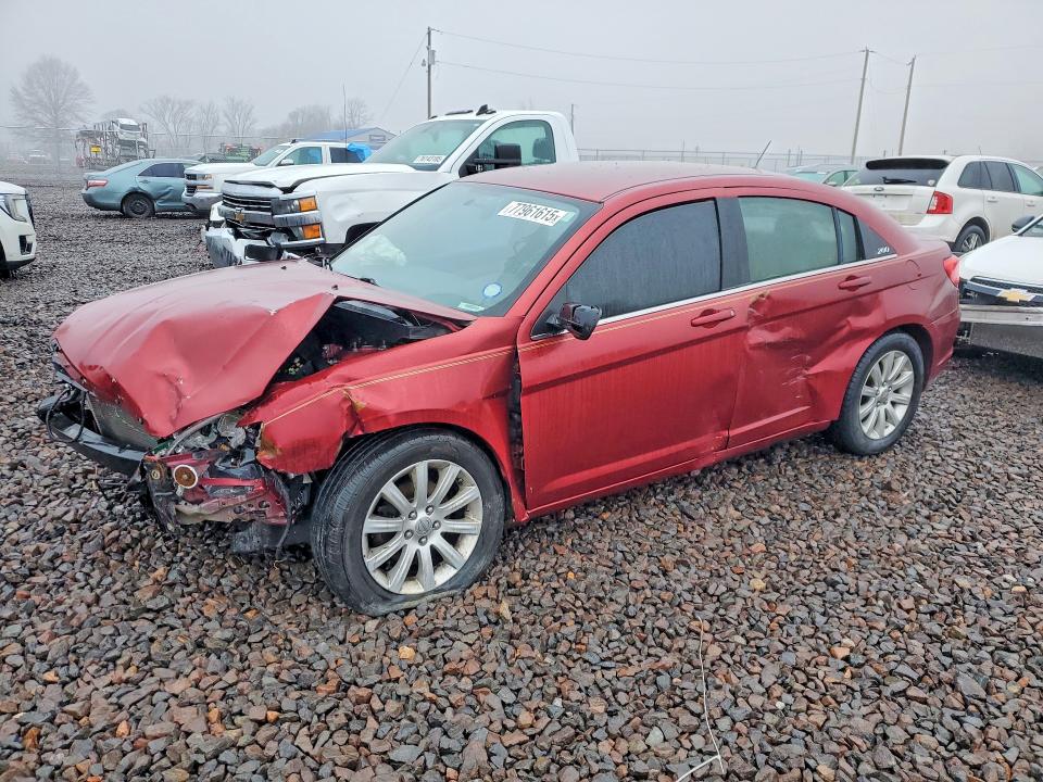 49137856 :رقم المزاد ، 1C3BC1FB5BN583917 vin ، 2011 Chrysler 200 مزاد بيع