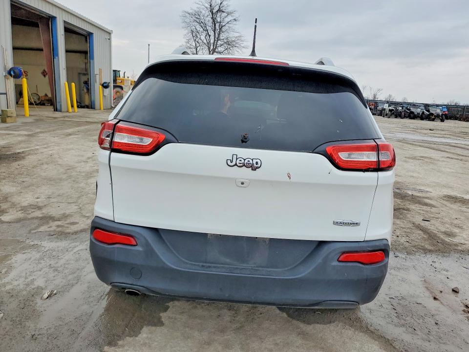 Продаж на аукціоні авто 2015 Jeep Cherokee, vin: 1C4PJLCB8FW642921, номер лоту: 77037895