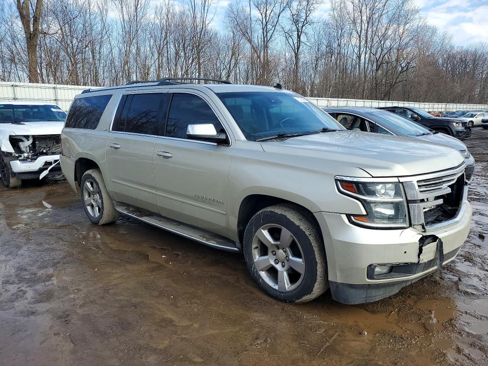 Продаж на аукціоні авто 2015 Chevrolet Suburban, vin: 1GNSKKKC5FR143012, номер лоту: 77075265