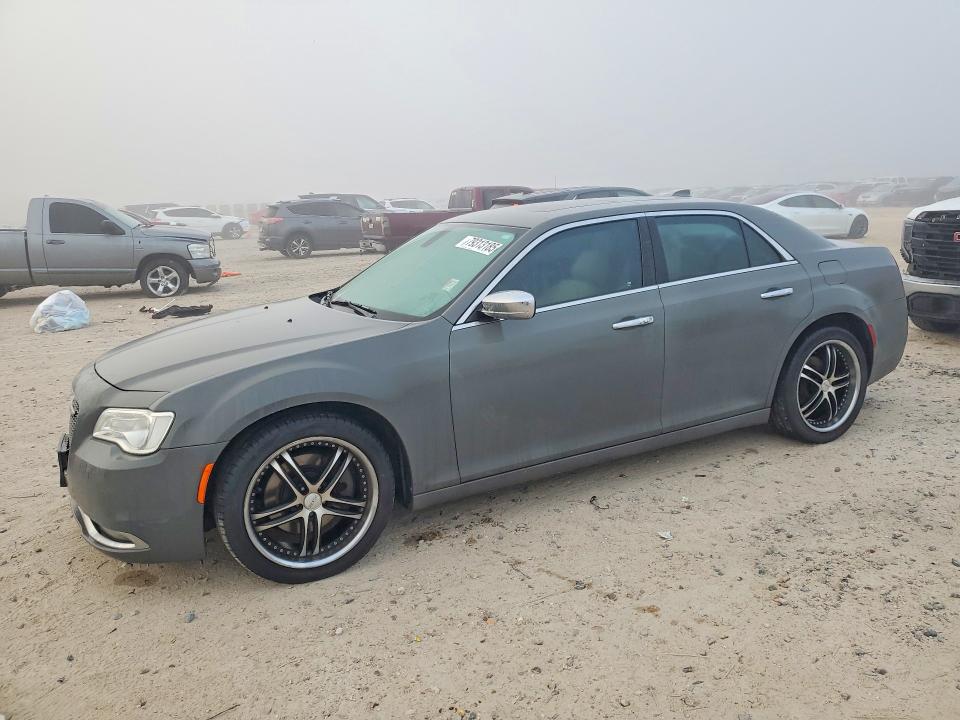 79313185 :رقم المزاد ، 2C3CCAET1HH625807 vin ، 2017 Chrysler 300c مزاد بيع
