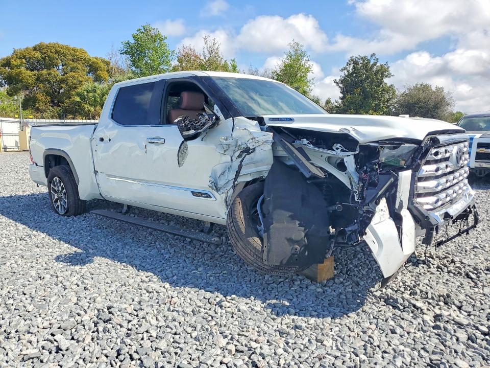 2025 Toyota Tundra მანქანა იყიდება აუქციონზე, vin: 5TFMC5ECXSX009422, აუქციონის ნომერი: 79060745
