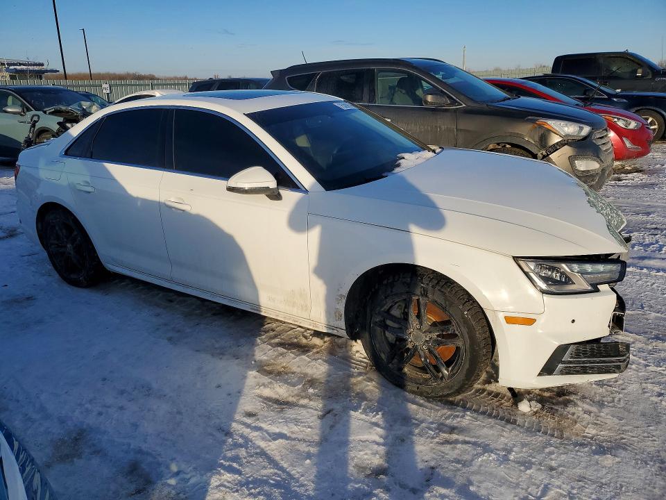 2018 Audi A4 მანქანა იყიდება აუქციონზე, vin: WAUANAF43JN008570, აუქციონის ნომერი: 75392675