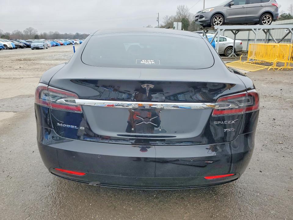 Продажа на аукционе авто 2018 Tesla Model S, vin: 5YJSA1E21JF244488, номер лота: 77409895