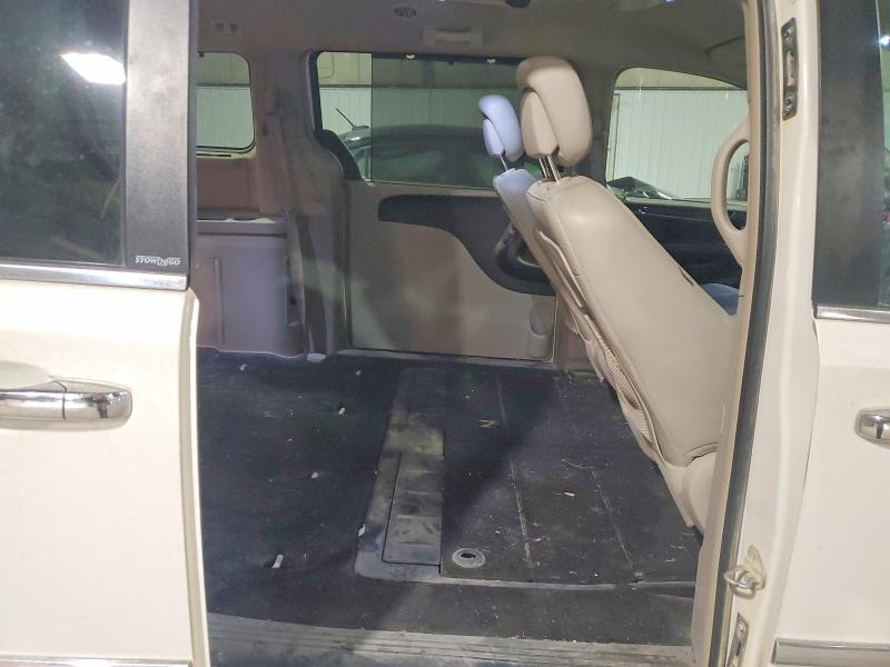 77536435 :رقم المزاد ، 2C4RC1CGXCR106009 vin ، 2012 Chrysler Town & Country مزاد بيع