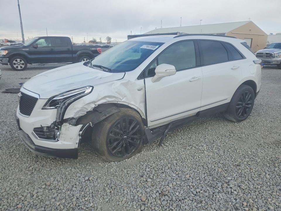 77441555 :رقم المزاد ، 1GYKNGRS9MZ175608 vin ، 2021 Cadillac Xt5 مزاد بيع