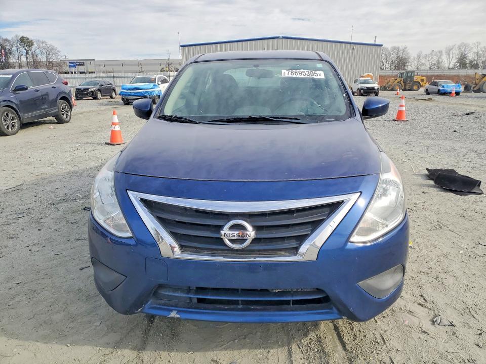 78695305 :رقم المزاد ، 3N1CN7APXJL846310 vin ، 2018 Nissan Versa مزاد بيع
