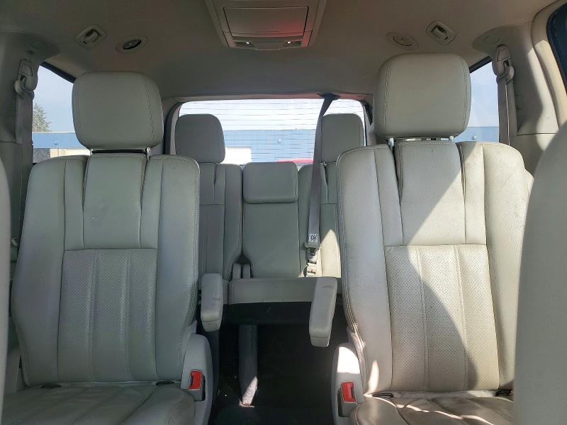 77824825 :رقم المزاد ، 2C4RC1BG8CR216638 vin ، 2012 Chrysler Town & Country مزاد بيع