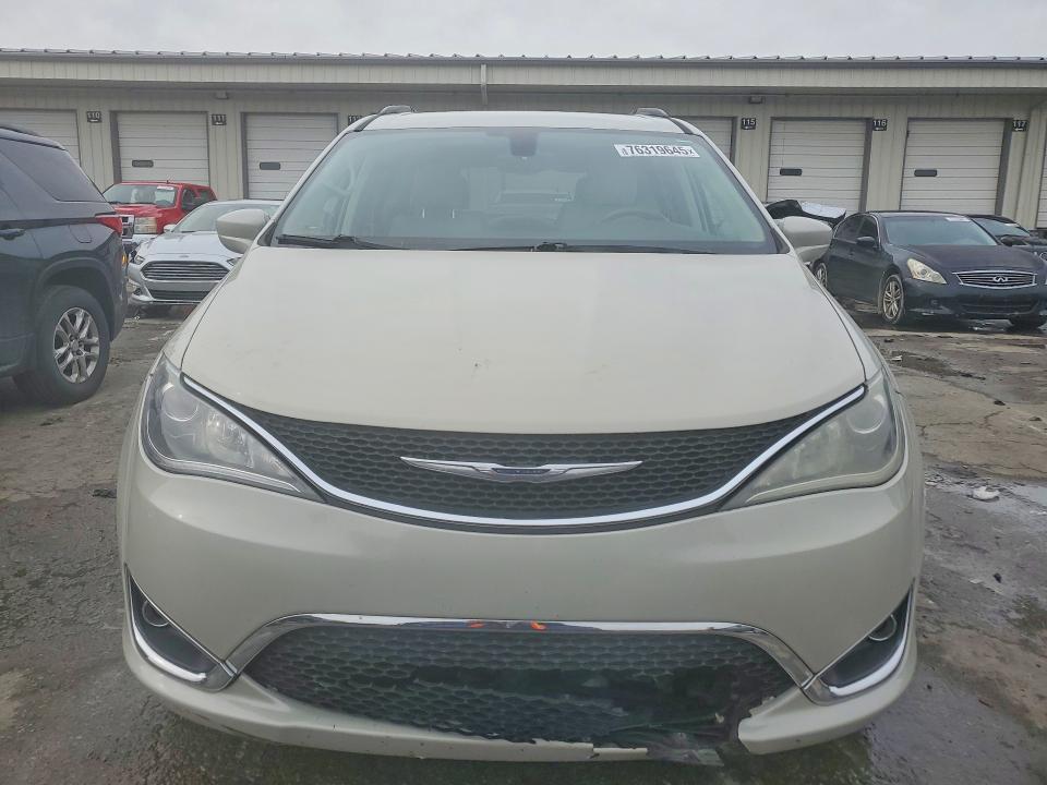 76319645 :رقم المزاد ، 2C4RC1BG9HR560759 vin ، 2017 Chrysler Pacifica مزاد بيع