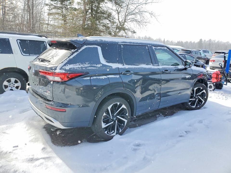 2025 Mitsubishi Outlander მანქანა იყიდება აუქციონზე, vin: JA4T5WA99SZ611605, აუქციონის ნომერი: 78470875