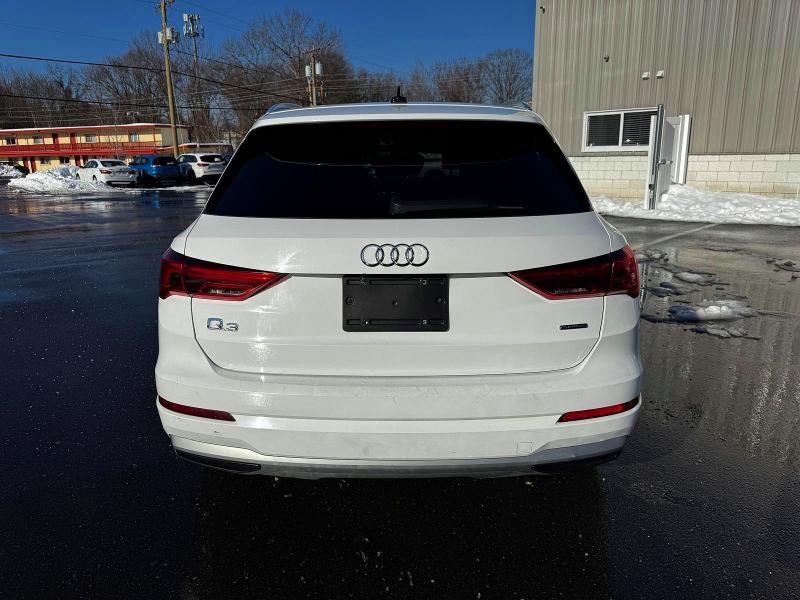 2020 Audi Q3 მანქანა იყიდება აუქციონზე, vin: WA1AECF32L1030425, აუქციონის ნომერი: 79405995