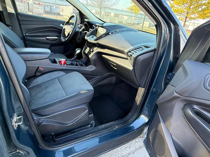 78374605 :رقم المزاد ، 1FMCU0GD6KUB11539 vin ، 2019 Ford Escape مزاد بيع