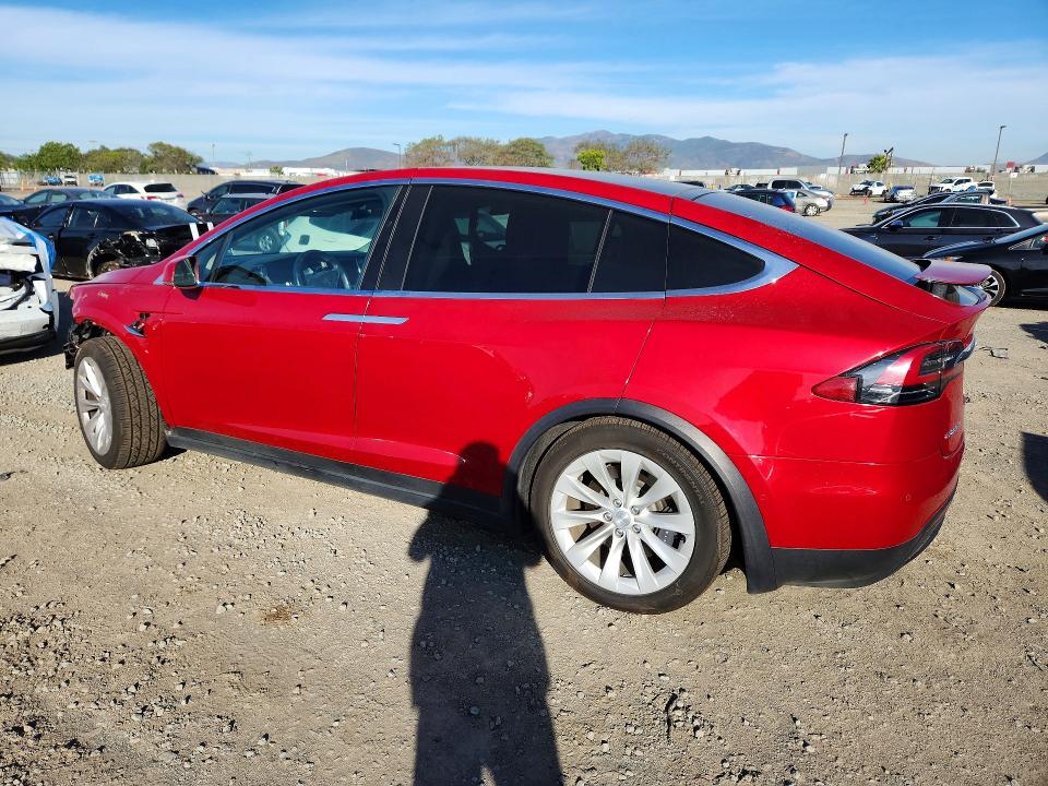 2017 Tesla Model X მანქანა იყიდება აუქციონზე, vin: 5YJXCDE25HF045195, აუქციონის ნომერი: 78362245