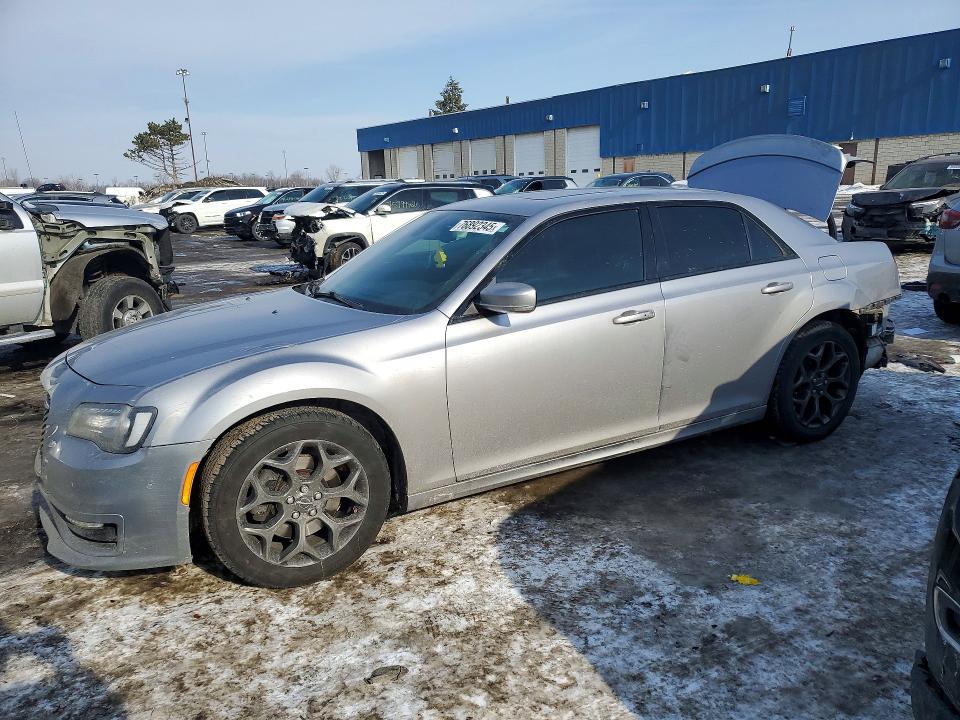 76892345 :رقم المزاد ، 2C3CCAGG8HH624248 vin ، 2017 Chrysler 300 مزاد بيع
