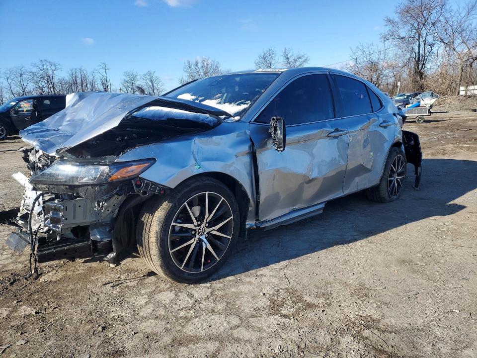 78428035 :رقم المزاد ، 4T1G11AK4RU208238 vin ، 2024 Toyota Camry مزاد بيع