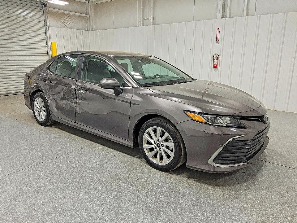 Продаж на аукціоні авто 2024 Toyota Camry, vin: 4T1C11AK5RU217285, номер лоту: 77390675