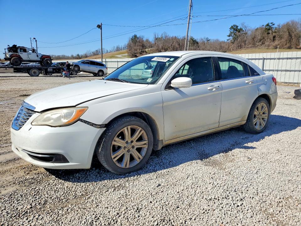 Продажа на аукционе авто 2013 Chrysler 200, vin: 1C3CCBBB6DN516388, номер лота: 76900095