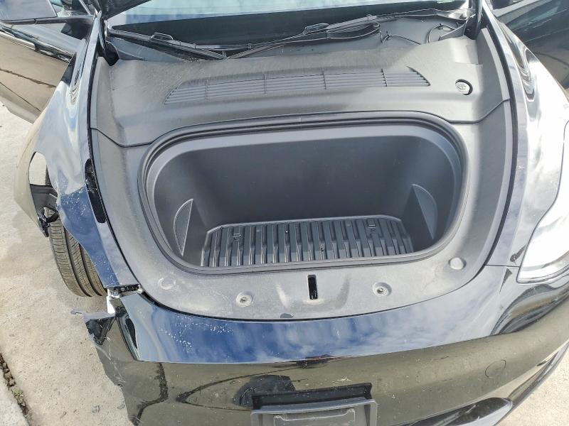 78697595 :رقم المزاد ، 7SAYGDEF9SF266451 vin ، 2025 Tesla Model Y مزاد بيع