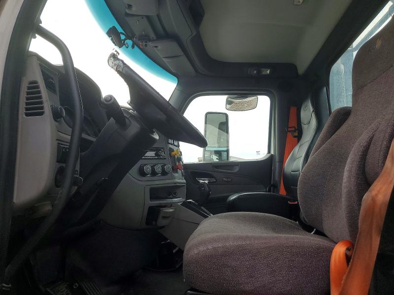 Продаж на аукціоні авто 2017 Peterbilt 579, vin: 1XPBA48X8HD428674, номер лоту: 77520645