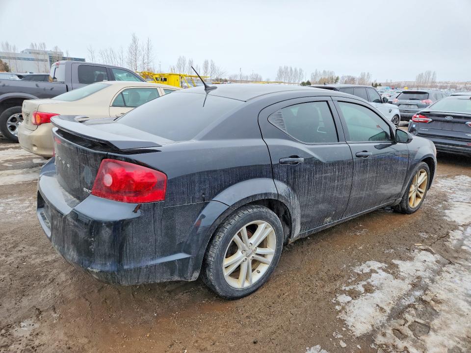 77296775 :رقم المزاد ، 1C3CDZCB2DN682346 vin ، 2013 Dodge Avenger مزاد بيع