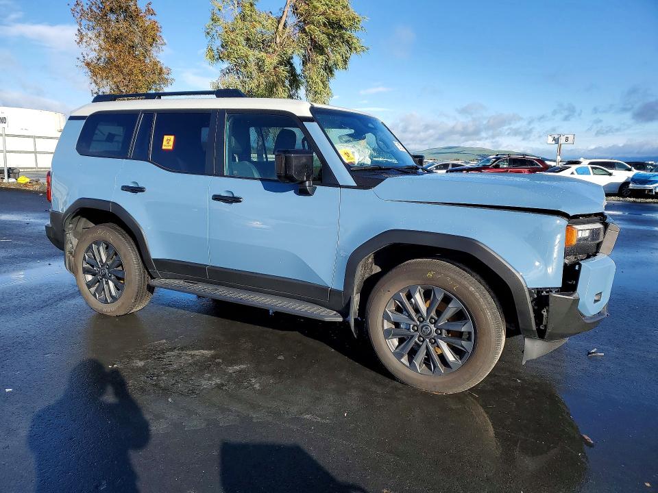 78185345 :رقم المزاد ، JTEABFAJXSK026813 vin ، 2025 Toyota Land Cruiser مزاد بيع