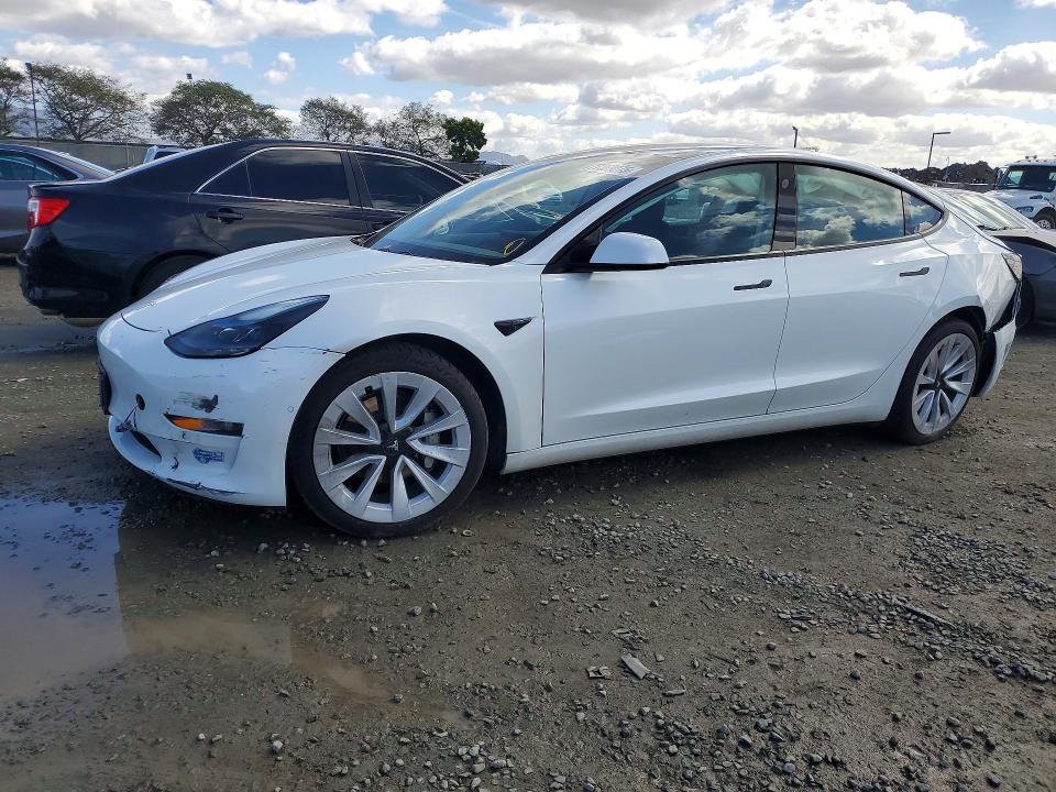 Продажа на аукционе авто 2021 Tesla Model 3, vin: 5YJ3E1EA3MF066619, номер лота: 77369075