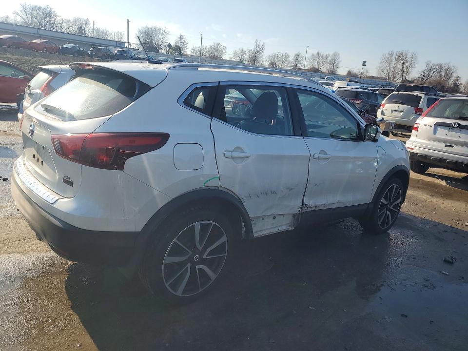 Продажа на аукционе авто 2017 Nissan Rogue Sport, vin: JN1BJ1CP6HW012234, номер лота: 76776985