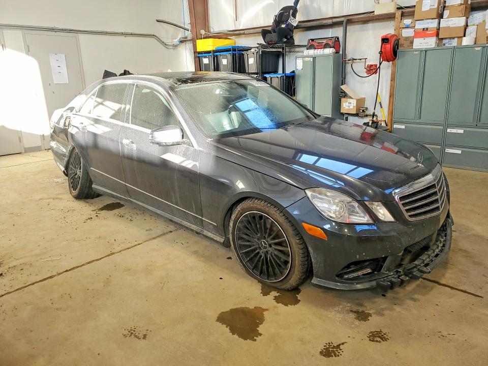 72456705 :رقم المزاد ، WDDHF8HBXAA070595 vin ، 2010 Mercedes-benz E مزاد بيع