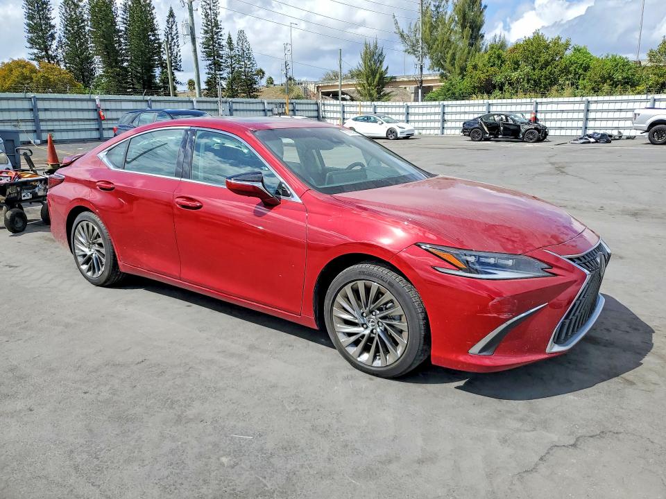 2024 Lexus Es 300h მანქანა იყიდება აუქციონზე, vin: 58AFA1C11RU040177, აუქციონის ნომერი: 77769125