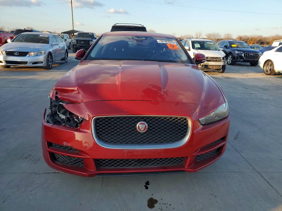 Продажа на аукционе авто 2018 Jaguar Xe Premium, vin: SAJAJ4FX2JCP37814, номер лота: 76187075