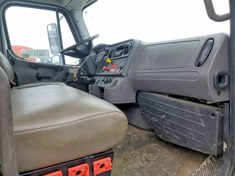 Продажа на аукционе авто 2015 Freightliner M2, vin: 1FVACXDT4FHGK2806, номер лота: 75034105