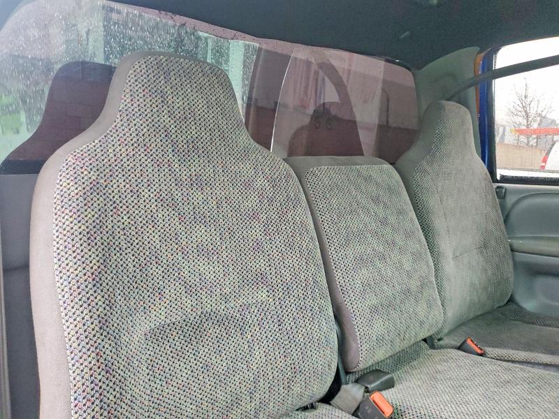 2001 Dodg Ram 2500 Regular Cab მანქანა იყიდება აუქციონზე, vin: 3B6KC266X1M272646, აუქციონის ნომერი: 77323915