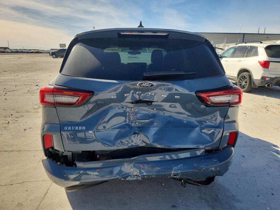2023 Ford Escape მანქანა იყიდება აუქციონზე, vin: 1FMCU0MN8PUA23225, აუქციონის ნომერი: 78468265