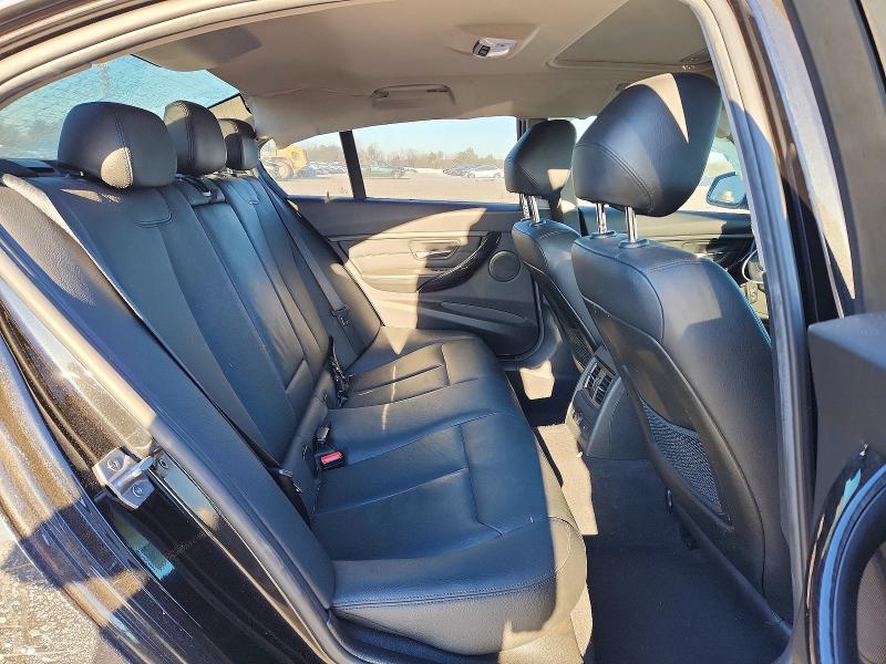 76396445 :رقم المزاد ، WBA3B3G5XFNT17531 vin ، 2015 Bmw 328 مزاد بيع
