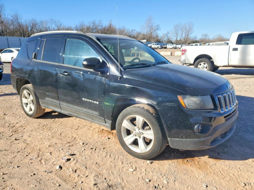 77614415 :رقم المزاد ، 1C4NJCBA8GD640681 vin ، 2016 Jeep Compass مزاد بيع