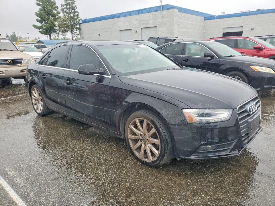 Продажа на аукционе авто 2013 Audi A4, vin: WAUEFAFLXDN016840, номер лота: 77805285