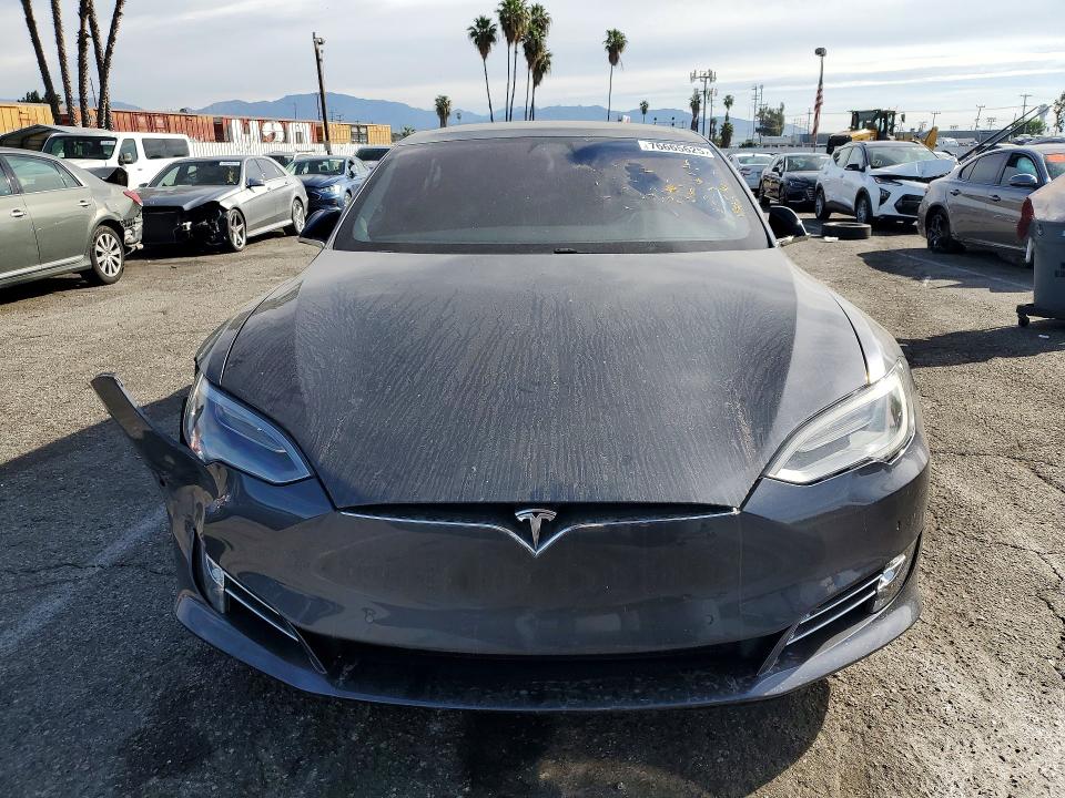 Продаж на аукціоні авто 2018 Tesla Model S, vin: 5YJSA1E26JF292780, номер лоту: 76665625