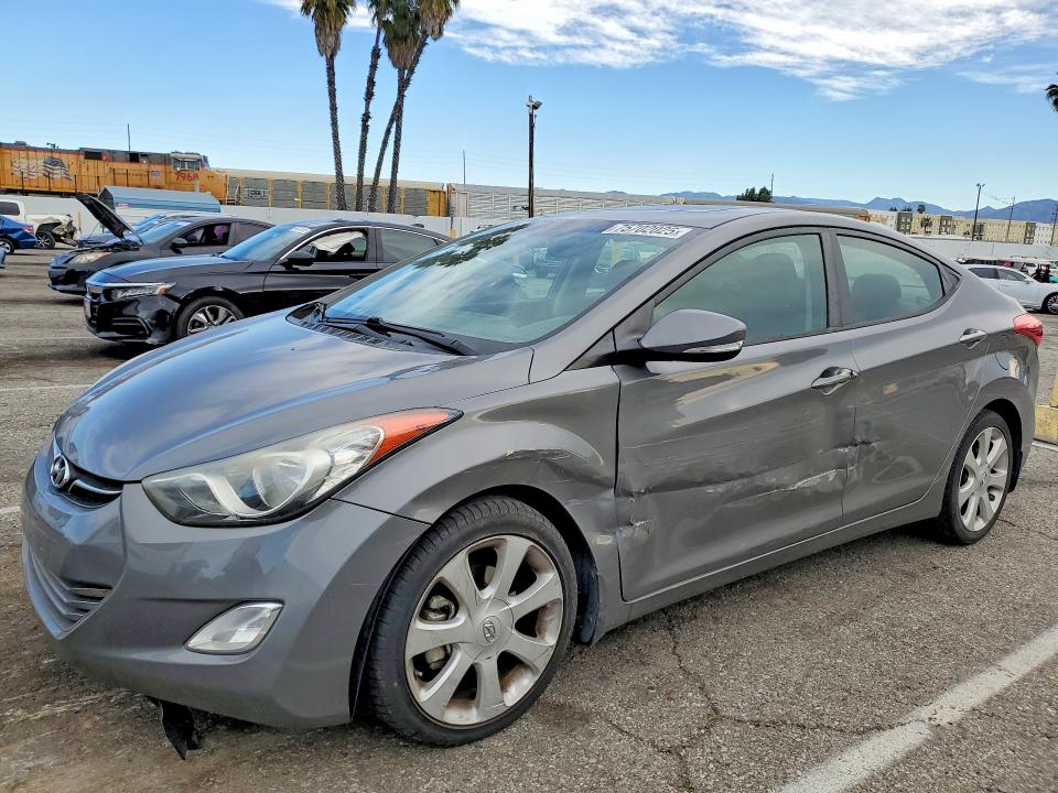 75702025 :رقم المزاد ، 5NPDH4AE9DH264869 vin ، 2013 Hyundai Elantra مزاد بيع