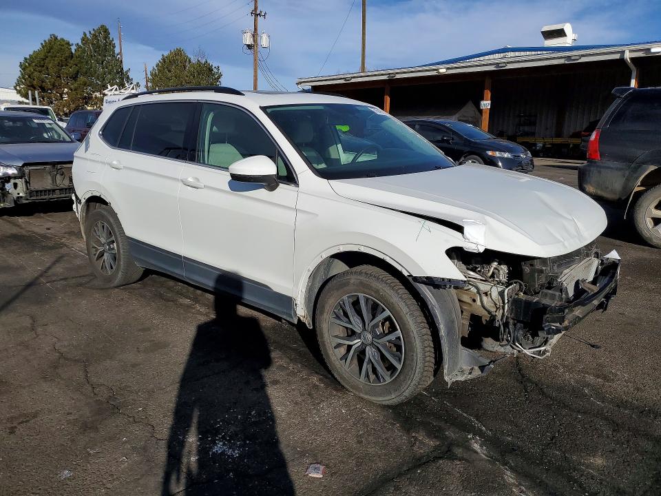 2020 Volkswagen Tiguan მანქანა იყიდება აუქციონზე, vin: 3VV2B7AX4LM172073, აუქციონის ნომერი: 78649815